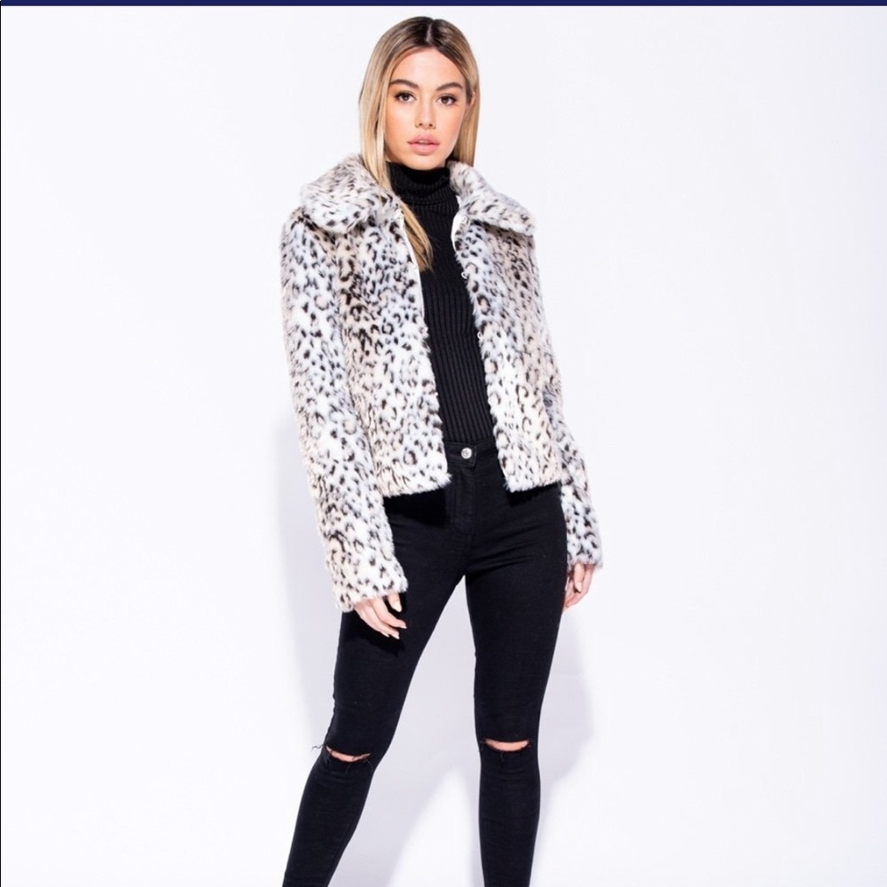 COPY - LAST ONE leopard print faux fur coat
